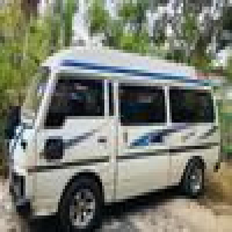 Nissan Caravan 1983
